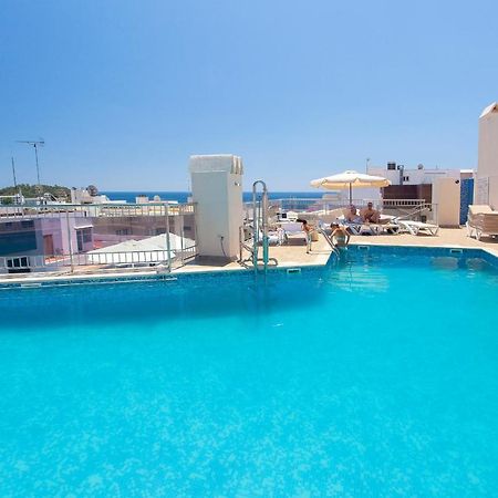 سانتا أيُلاريا ذيس ريو Aparthotel Duquesa Playa المظهر الخارجي الصورة