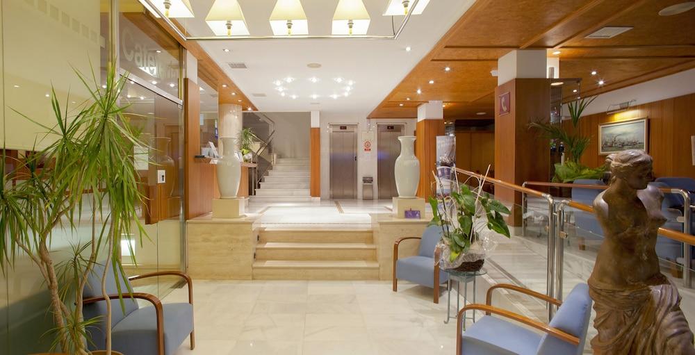 سانتا أيُلاريا ذيس ريو Aparthotel Duquesa Playa المظهر الخارجي الصورة