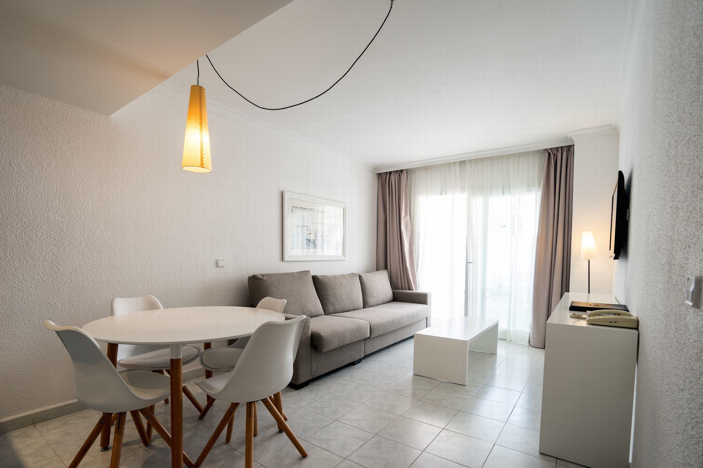 سانتا أيُلاريا ذيس ريو Aparthotel Duquesa Playa المظهر الخارجي الصورة