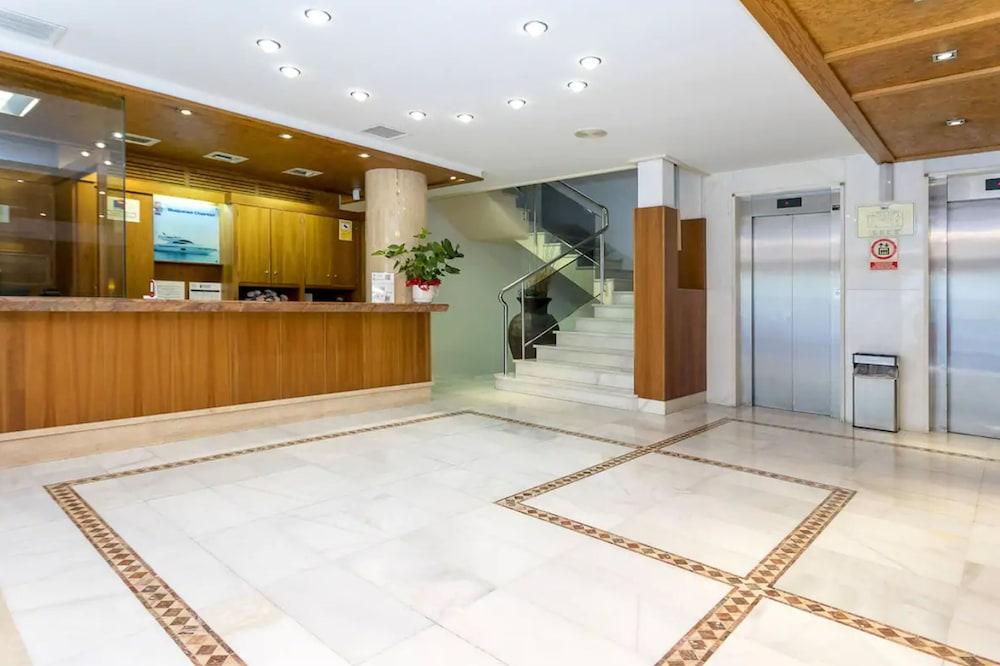 سانتا أيُلاريا ذيس ريو Aparthotel Duquesa Playa المظهر الخارجي الصورة