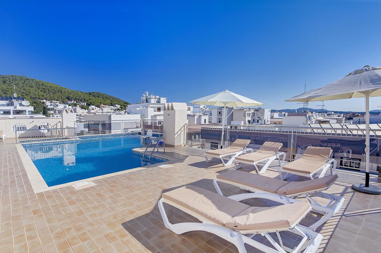 سانتا أيُلاريا ذيس ريو Aparthotel Duquesa Playa المظهر الخارجي الصورة