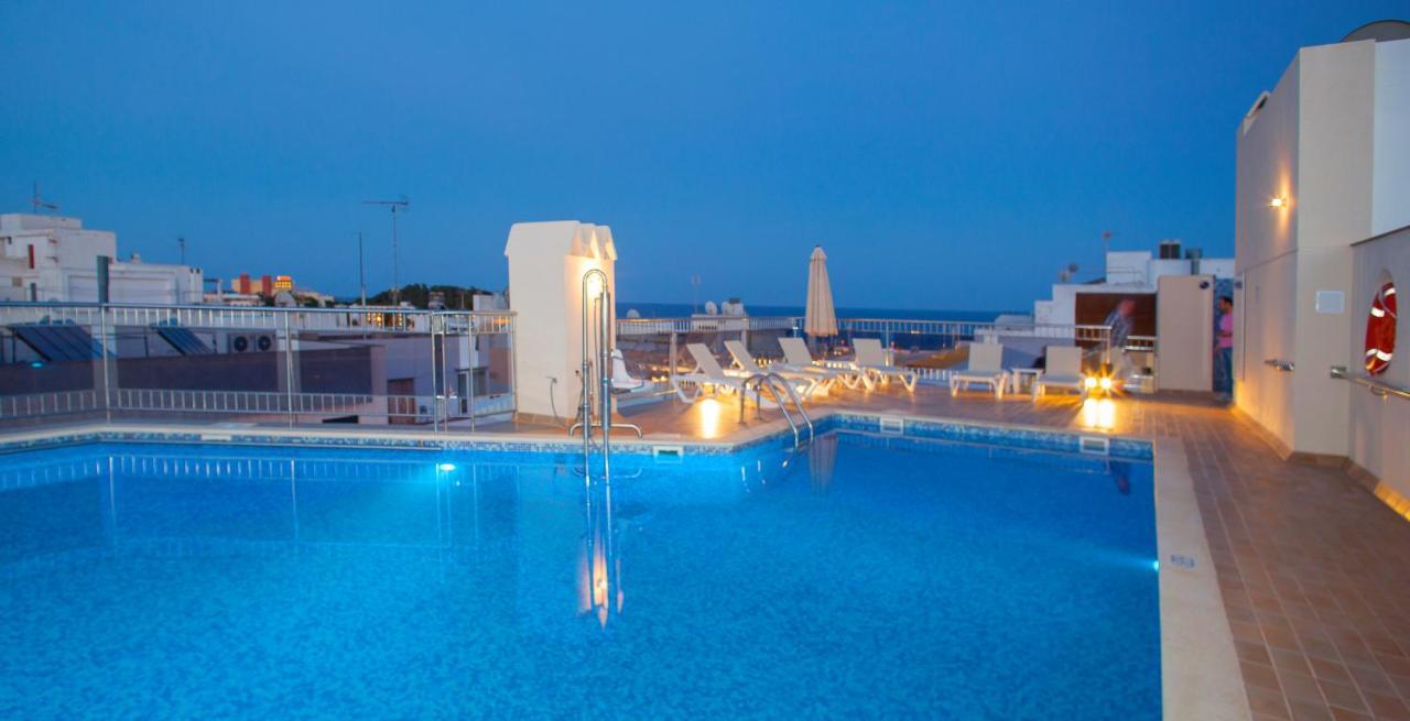 سانتا أيُلاريا ذيس ريو Aparthotel Duquesa Playa المظهر الخارجي الصورة