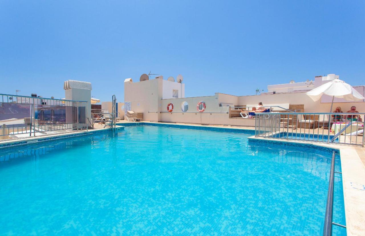 سانتا أيُلاريا ذيس ريو Aparthotel Duquesa Playa المظهر الخارجي الصورة